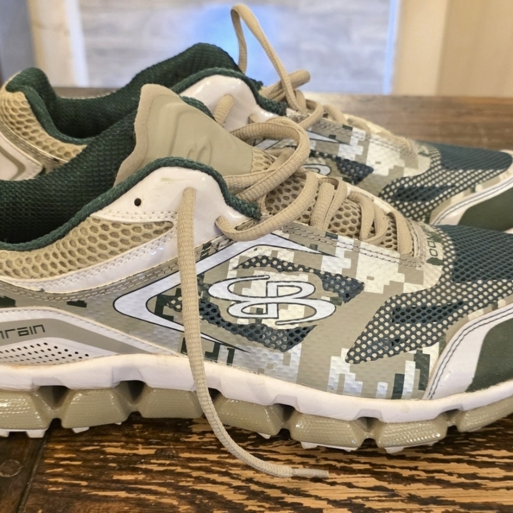Men's Athletic Shoes in Green and Tan Camo Turf Shoe